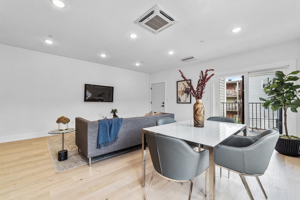 Residential Lease in Chelsea 5