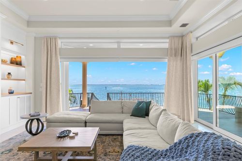 611 1st Ave S, TIERRA VERDE, FL, 33715-2238 | Card Image