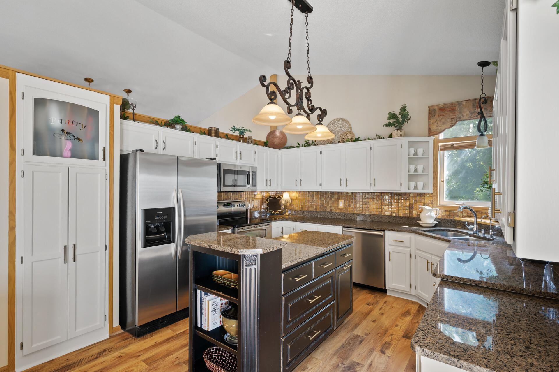 57th St, Albertville, MN 55301
