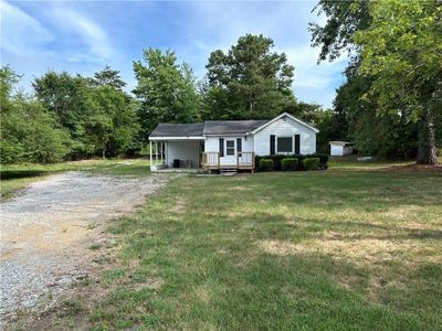 4812 Cade Road, House other with 2 bedrooms, 2 bathrooms and null parking in Climax NC | Image 2