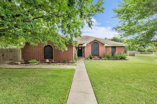 907 Dogwood St, Waco, TX, 76706 | Card Image
