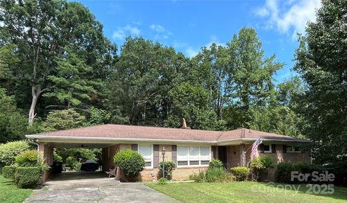 3321 Hollyhill Cir, Valdese, NC, 28690-9612 | Card Image