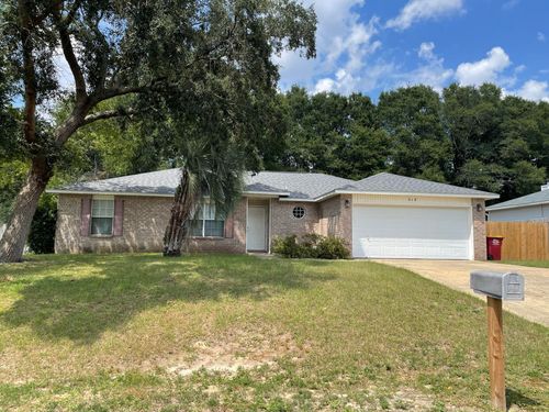 212 Lustan Dr, Crestview, FL, 32536-5279 | Card Image