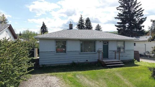 6379 31 Avenue Nw, Calgary, AB, T3B1J9 | Card Image
