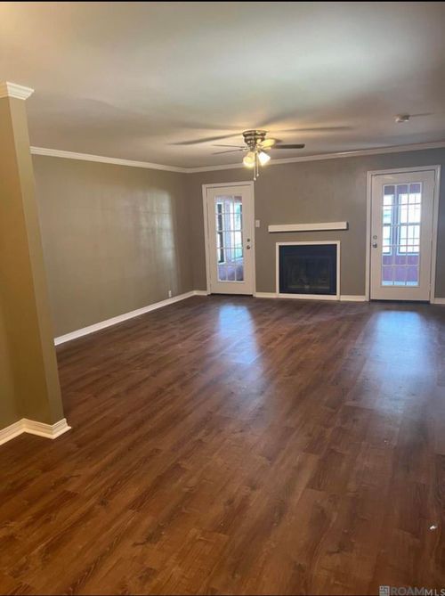 apt-1-8252 Governor Dr, Baton Rouge, LA, 70820-7647 | Card Image