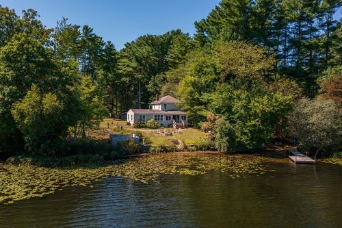 166 Pine Grove Ave, Hanson, MA, 02341-1453 | Card Image