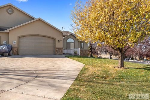 668 Eaglewood Drive, Rexburg, ID, 83440 | Card Image