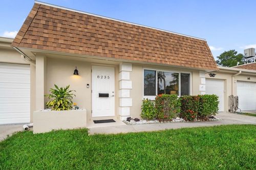 3-8235 Burgundy Dr N, PINELLAS PARK, FL, 33781-1159 | Card Image