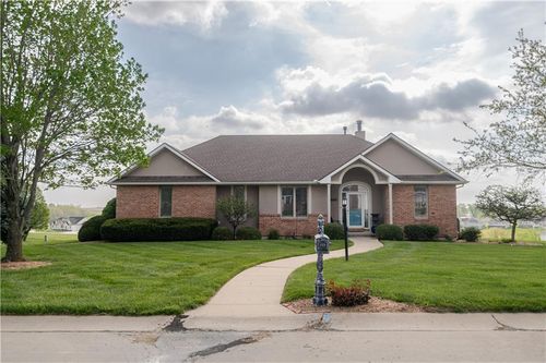 1510 Brookdale Dr, Atchison, KS, 66002-8289 | Card Image