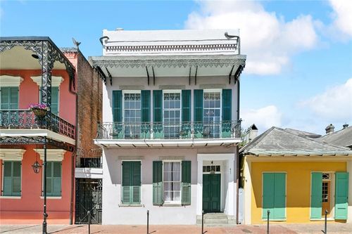 b-817 Burgundy St, New Orleans, LA, 70116-3419 | Card Image