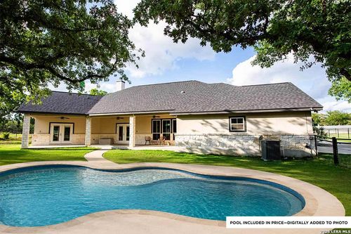 164 (WITH POOL) Crescent Rdg, Adkins, TX, 78101-2783 | Card Image