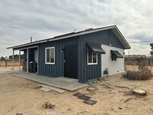 34929 Cedar Rd, Barstow, CA, 92311-7221 | Card Image
