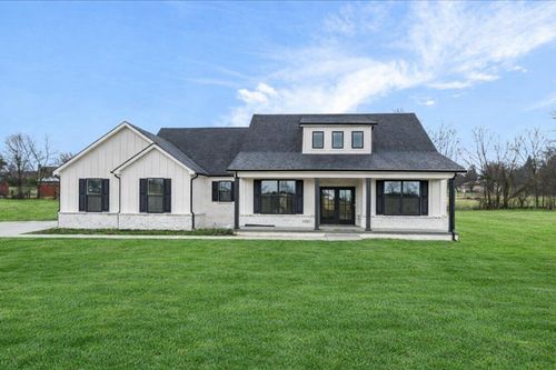 124 Maple Lawn Cir, Nicholasville, KY, 40356-8868 | Card Image