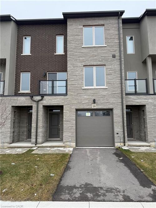 18 Clear Valley Lane, Mount Hope, ON, L0R1W0 | Card Image