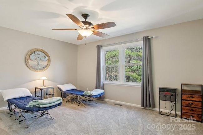 Upstairs Bedroom | Image 31