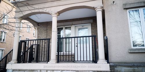 301-30 Western Battery Rd, Toronto, ON, M6K3N9 | Card Image