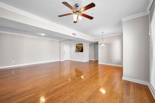 APT-445 - 2299 Lone Star Dr, Condo with 2 bedrooms, 2 bathrooms and 2 parking in Sugar Land TX | Image 11