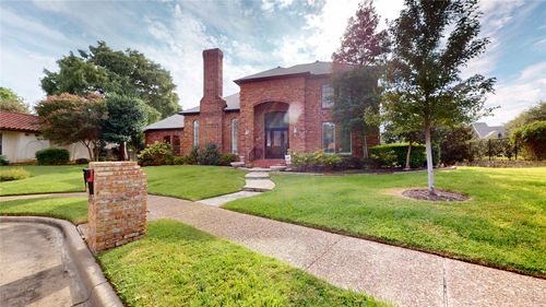 200 Hawn Ct, Irving, TX, 75038-6270 | Card Image