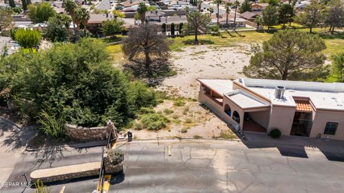 11268 Enid Wilson Ln, El Paso, TX, 79936-4600 | Card Image