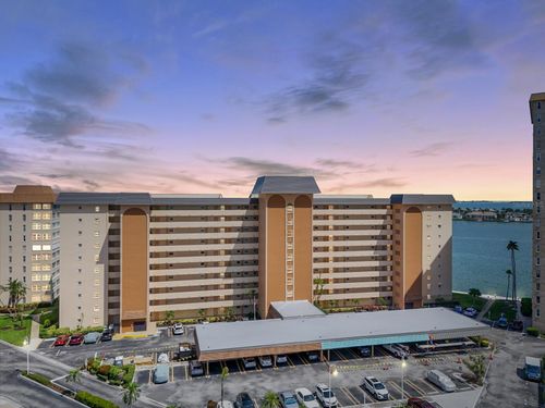 apt-604-5130 Brittany Dr S, ST PETERSBURG, FL, 33715-1524 | Card Image