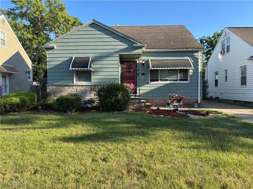 19208 Longview Ave, Maple Heights, OH, 44137-1731 | Card Image
