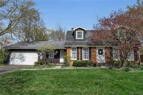 5 Burning Bush Way, Orchard Park, NY, 14127-4608 | Card Image