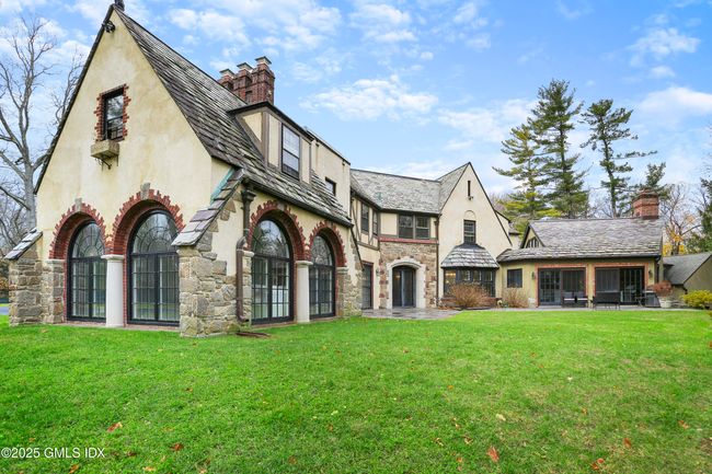 Back Yard | Image 35