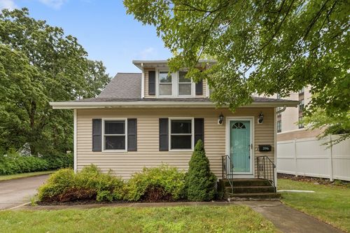 396 Central St, Mansfield, MA, 02048-1358 | Card Image