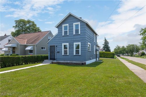 18104 Garden Boulevard, Warrensville Heights, OH, 44128 | Card Image