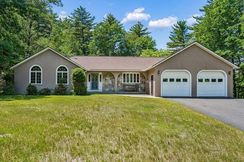 58 Joanne Dr, Hooksett, NH, 03106-2007 | Card Image