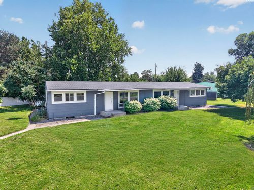 a-1016 #A Cedar Ave, Richland, WA, 99354-3034 | Card Image