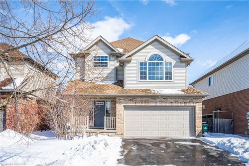 733 Shediac Cres, Waterloo, ON, N2K4M3 | Card Image