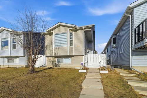 30 Falmere Way Ne, Calgary, AB, T3J2Z1 | Card Image