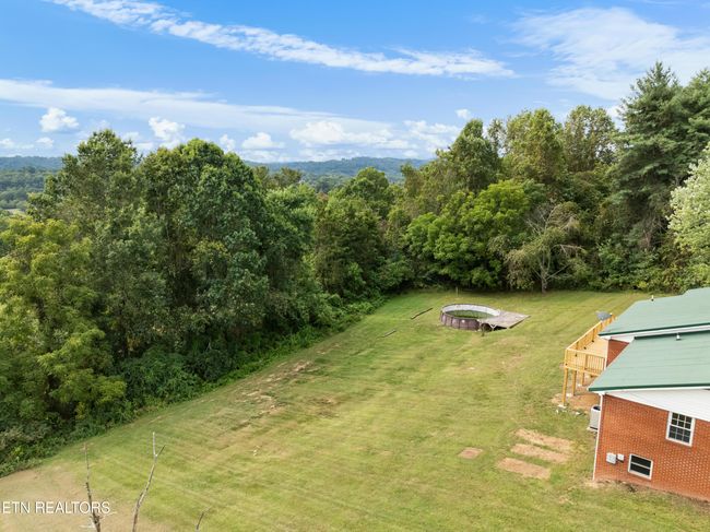 320 Redbird Cir, House other with 3 bedrooms, 2 bathrooms and null parking in Cumberland Gap TN | Image 32