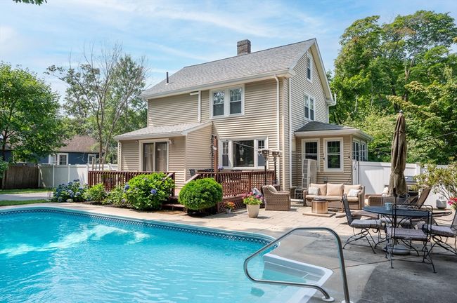 12 Norval Ave, House other with 3 bedrooms, 2 bathrooms and 4 parking in Stoneham MA | Image 28