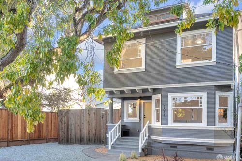 1055 56th St, Emeryville, CA, 94608-2745 | Card Image