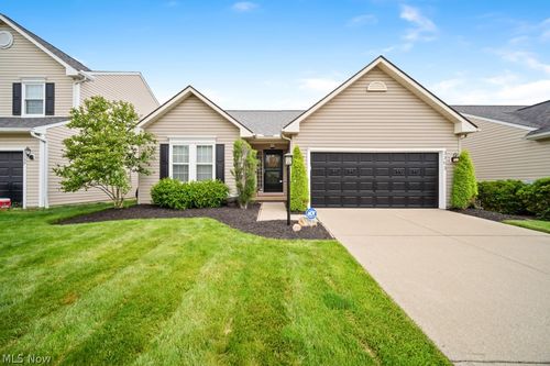3353 Sleepy Hollow Rd, Brunswick, OH, 44212-4911 | Card Image