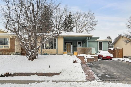 328 Norseman Rd Nw, Calgary, AB, T2K5M5 | Card Image