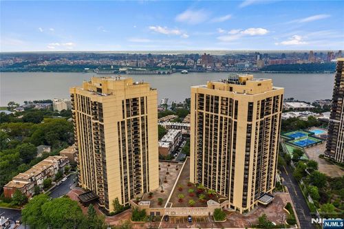 800 Palisade Ave, Fort Lee, NJ, 07024-4193 | Card Image