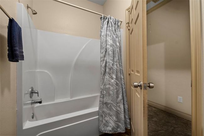 1541 3 Rd St, House other with 3 bedrooms, 3 bathrooms and 2 parking in Hempstead TX | Image 16