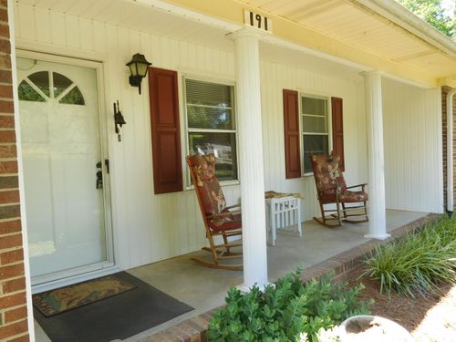 191 Old Race Track Rd, GAFFNEY, SC, 29340-5549 | Card Image