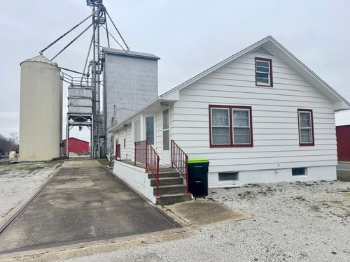 201 Main St, Wapella, IL, 61777 | Card Image