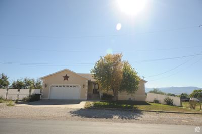 80 N 400 W, House other with 5 bedrooms, 3 bathrooms and 2 parking in Gunnison UT | Image 3