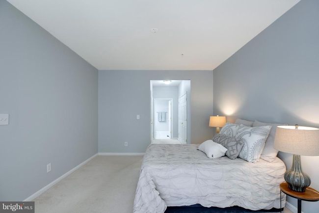 UNIT-208 - 20804 Noble Ter, Condo with 2 bedrooms, 2 bathrooms and null parking in STERLING VA | Image 26