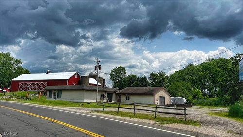 8166 Wales Ave Nw, North Canton, OH, 44720-5346 | Card Image