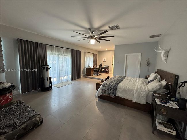 4000 Ne 23 Rd Ave, House other with 3 bedrooms, 4 bathrooms and null parking in Lighthouse Point FL | Image 9