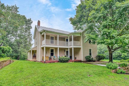 2498 Callaway Rd, Rocky Mount, VA, 24151-5018 | Card Image