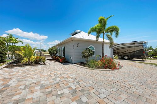 lot-11-8239 Sw Sand Crane Cir, ARCADIA, FL, 34269-2303 | Card Image