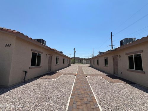 2-802 E 35th Street, Tucson, AZ, 85713 | Card Image