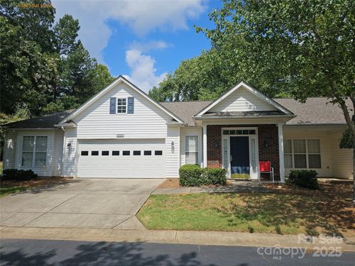 10305 Flat Stone Rd, Charlotte, NC, 28213-5892 | Card Image